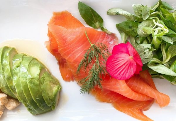 Lachs und Avocado